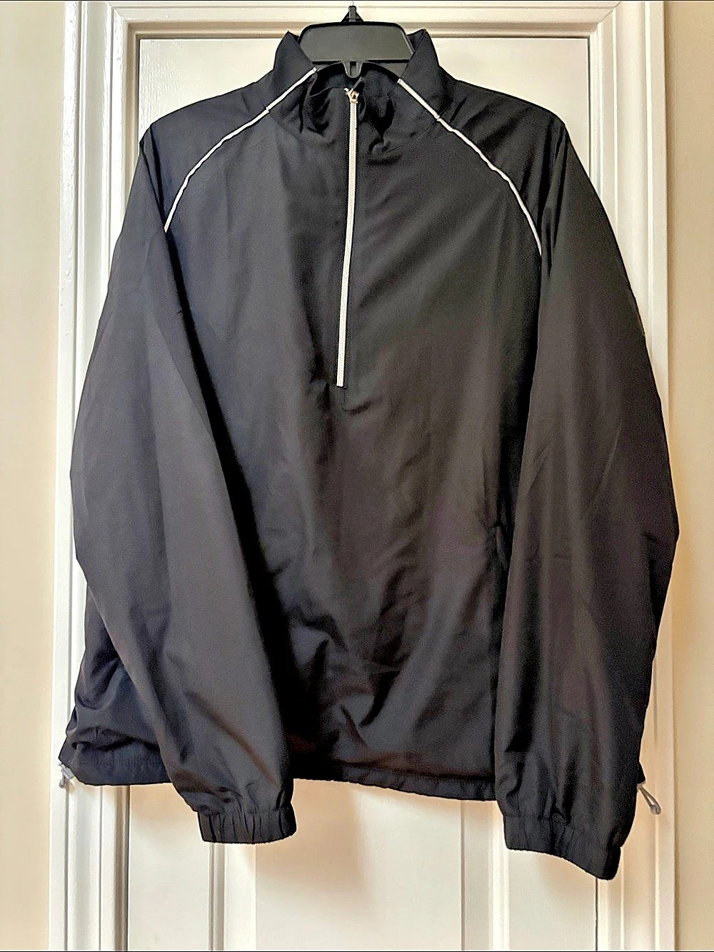 Women’s Jacket Black Windbreaker sz med